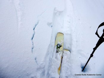 Minor cracking under foot at the new snow interface, both on shaded aspects (on NSF) and sunny aspects (MFcr)